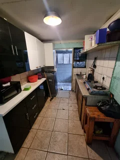 A Charming 2 Bedroom House for SALE in Delft South.