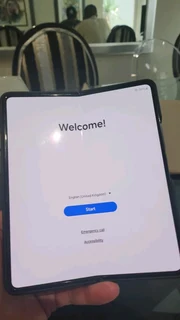 Car DVD Android touch screen with headsets ,projector and Headrest monitors