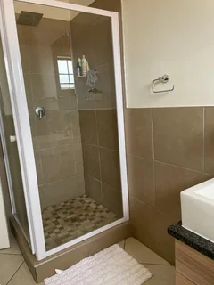 2 bedroom to rent in Monavoni Centurion