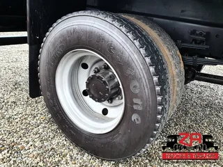 2018 UD UD90 with DROPSIDE BODY