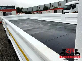 2018 UD UD90 with DROPSIDE BODY