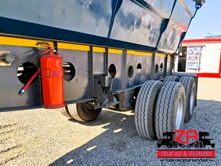 2015 AFRIT 40 CUBE SIDE TIPPER