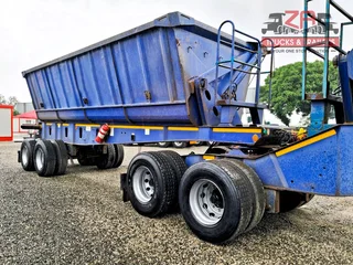 2016 CIMC 45 CUBE SIDE TIPPER