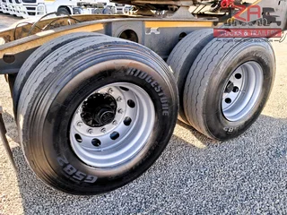 2014 AFRIT 40 CUBE SIDE TIPPER