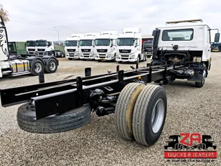 2018 UD 90 LONG WHEELBASE TRUCK