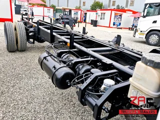 2018 UD 90 LONG WHEELBASE TRUCK