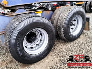 2016 CIMC 45 CUBE SIDE TIPPER