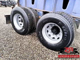 2016 CIMC 45 CUBE SIDE TIPPER