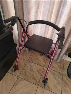 Walker rollator for sale