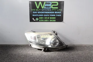 Toyota Fortuner D4D 2015  Right Side Headlight