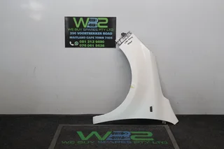 Chev Utility 2015 White Left Side Fender