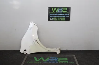 Kia Picanto 2019 White Right Side Fender