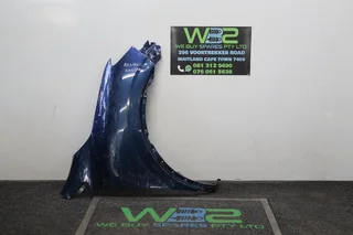 Renault Kadjar 2017 Blue Right Side Fender