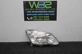 Toyota Corolla Runx 2004-2006 Right Side Headlight