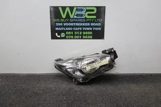 Mazda 2 2017-2019 Right Side Headlight