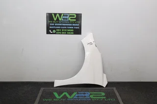 Peugeot 207 2010 White Left Side Fender