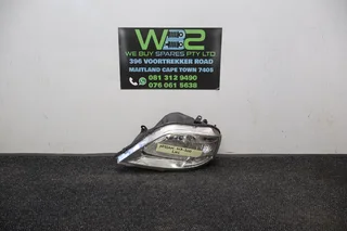 Nissan Np200 2018 Left Side Headlight