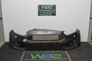 Ford Focus  Front Bumper Black