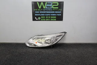 Ford Focus 2012-2014 Left Side Headlight