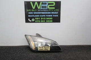 Ford Focus 2009 Right Side Headlight