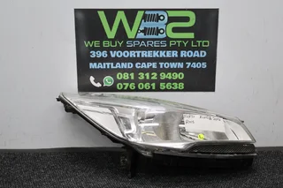 Ford Kuga 2014 Right Side Headlight