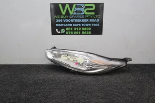 Ford Fiesta 2014 Left Side Headlight