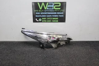 Toyota  Fortuner GD6  Right Side Headlight