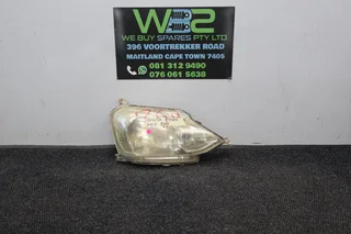 Toyota Etios 2013 Right Side Headlight