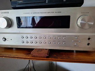DIXON 6 channel surround amplifier