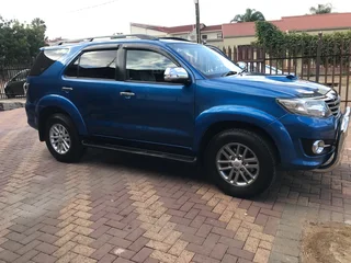 TOYOTA FORTUNER D4D