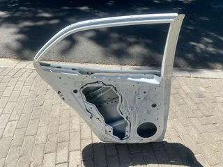 2022 TOYOTA COROLLA HATCHBACK LEFT REAR DOOR SHELL FOR SALE . IN EXCELLENT CONDITION