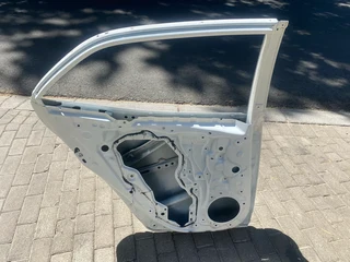 2022 TOYOTA COROLLA HATCHBACK LEFT REAR DOOR SHELL FOR SALE . IN EXCELLENT CONDITION