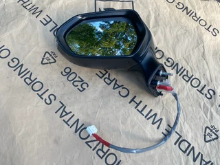 2022 Toyota Corolla Electronic Door Mirror Left Side For Sale. In Excellent Condition