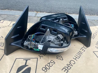 2020 TOYOTA LAND CRUISER ELECTRONIC AUTO-FOLD BLIND SPOT CAMERA MIRRORS FOR SALE