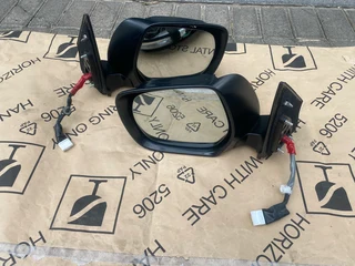 2020 TOYOTA LAND CRUISER ELECTRONIC AUTO-FOLD BLIND SPOT CAMERA MIRRORS FOR SALE