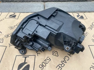 2019 VW UP LED HEADLIGHT LEFT SIDE FOR SALE. IN PRISTINE CONDITION