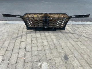 2022 HYUNDAI GRAND CRETA RADIATOR GRILLE FOR SALE. IN EXCELLENT CONDITION