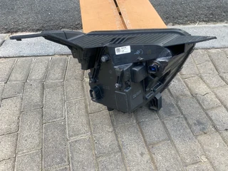 2022 HYUNDAI GRAND CRETA FULL LED HEADLIGHT LEFT SIDE FOR SALE. IN EXCELLENT CONDITION