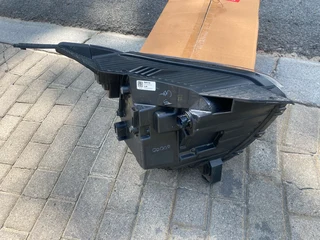 2022 HYUNDAI GRAND CRETA FULL LED HEADLIGHT LEFT SIDE FOR SALE. IN EXCELLENT CONDITION