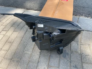 2022 HYUNDAI GRAND CRETA FULL LED HEADLIGHT LEFT SIDE FOR SALE. IN EXCELLENT CONDITION