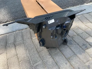 2022 HYUNDAI GRAND CRETA FULL LED HEADLIGHT LEFT SIDE FOR SALE. IN EXCELLENT CONDITION