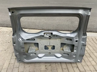 2023 FORD ECOSPORT TAILGATE SHELL FOR SALE. IN EXCELLENT CONDITION