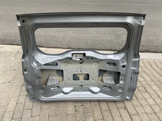 2023 FORD ECOSPORT TAILGATE SHELL FOR SALE. IN EXCELLENT CONDITION