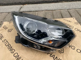 2024 Renault Triber Headlight Right Side For Sale