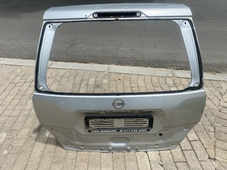 2013 Nissan X-trail Tailgate Shell For Sale. In Pristine Condition