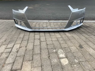 2018 Audi A4 B9 Front Bumper For Sale. In Excellent Condition