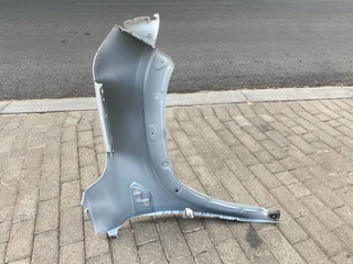 2024 RENAULT KIGER LEFT FRONT FENDER FOR SALE. IN PRISTINE CONDITION