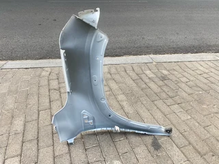 2024 RENAULT KIGER LEFT FRONT FENDER FOR SALE. IN PRISTINE CONDITION