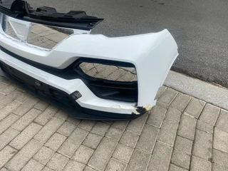 2024 RENAULT KIGER FRONT BUMPER AND GRILLES FOR SALE. IN EXCELLENT CONDITION