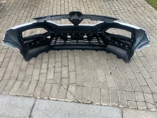 2024 RENAULT KIGER FRONT BUMPER AND GRILLES FOR SALE. IN EXCELLENT CONDITION
